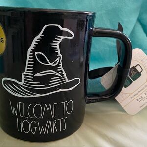 Rae Dunn New with tags Welcome to Hogwarts mug color changing Slytherin